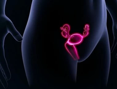 Τα ύπουλα σημάδια του καρκίνου των ωοθηκών που πρέπει να γνωρίζει κάθε γυναίκα